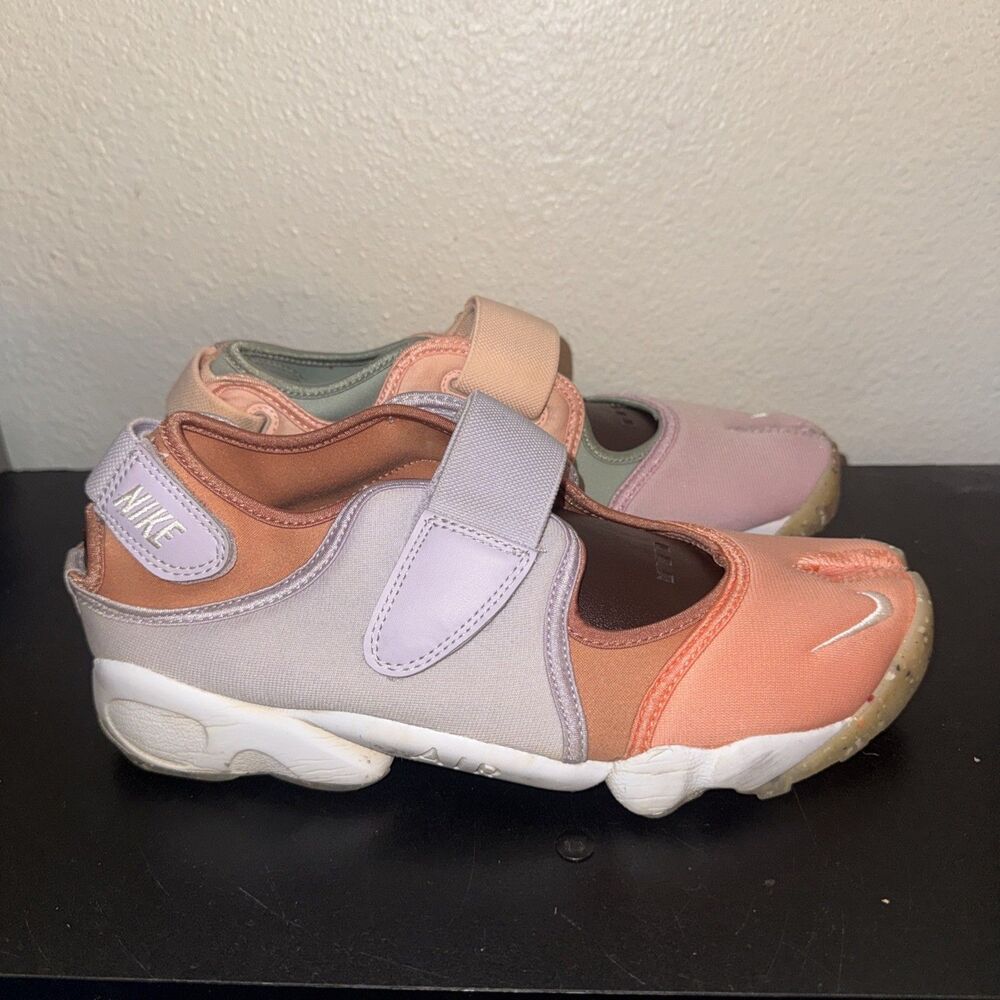 Nike Women's Air Rift Crimson Bliss DJ6548-693 US 10 Rare